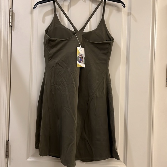 Halara ladies swimming suit - Picture 3 of 6